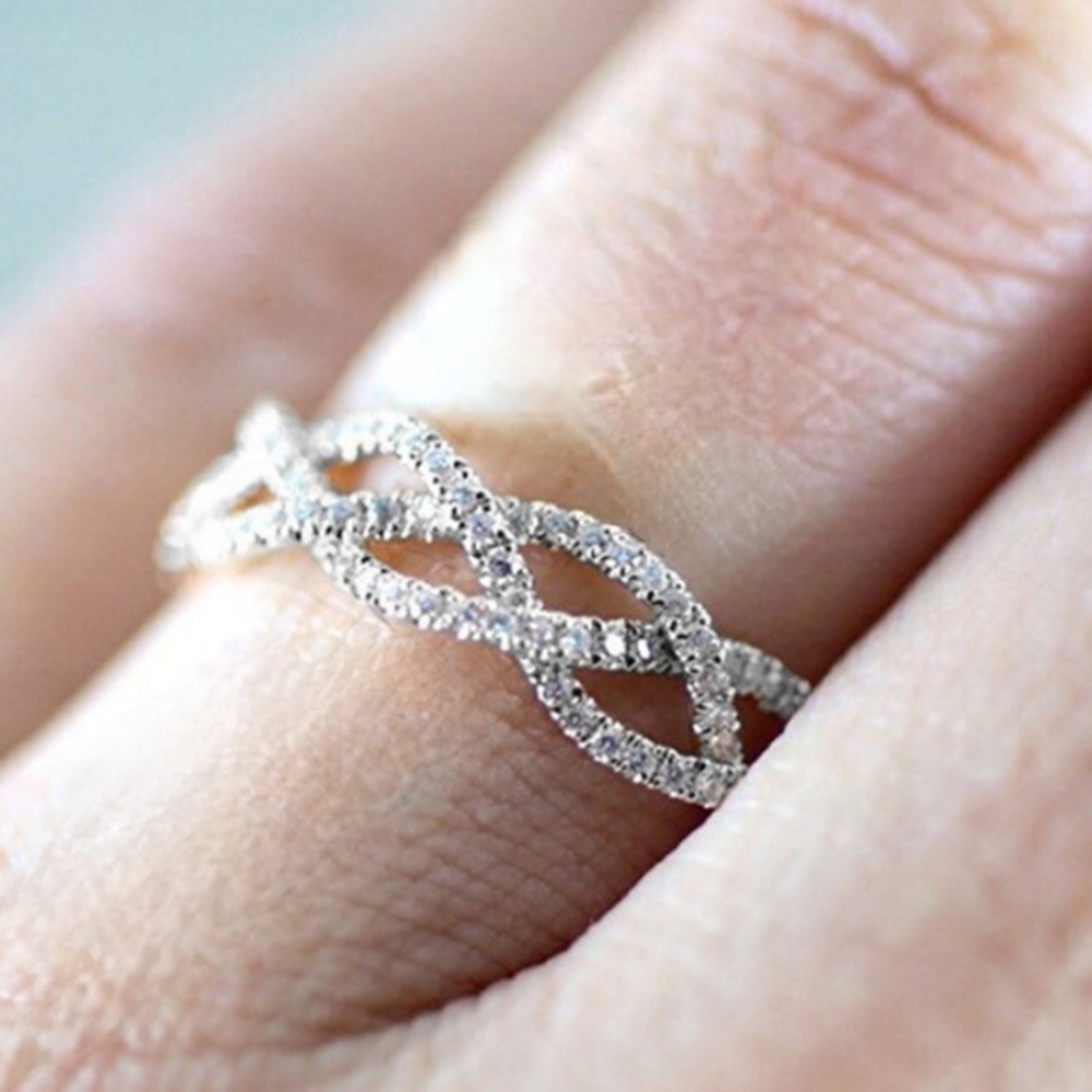 New Women’s 925 Silver Luxury Diamond Band Ring - Picture 2 of 6